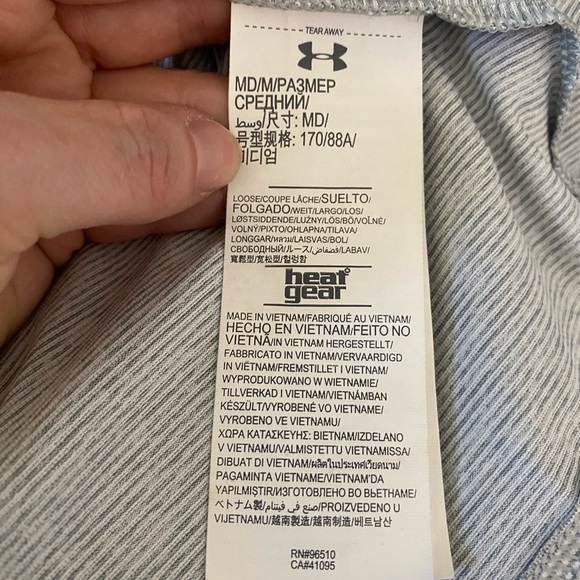 Under Armour Men's Gray Polo Shirt - Picture 7 of 10